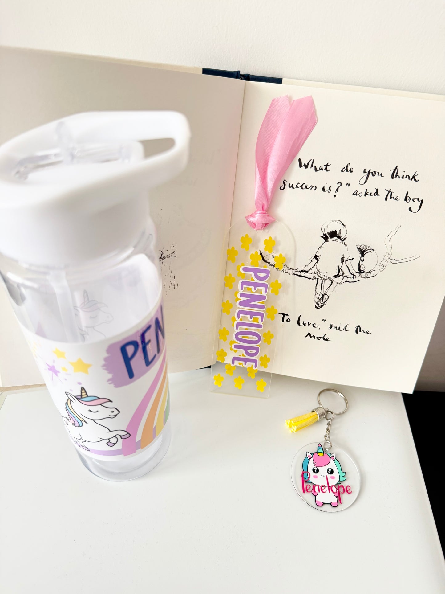 Personalised Unicorn Keyring β Magical Gift for Kids & Unicorn Lovers!