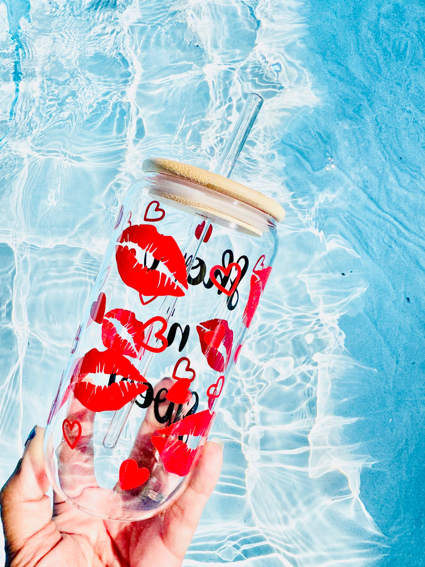 Short and Sweet Glass with Red Lips & Hearts – Fun Gift for Sassy, Petite Queens